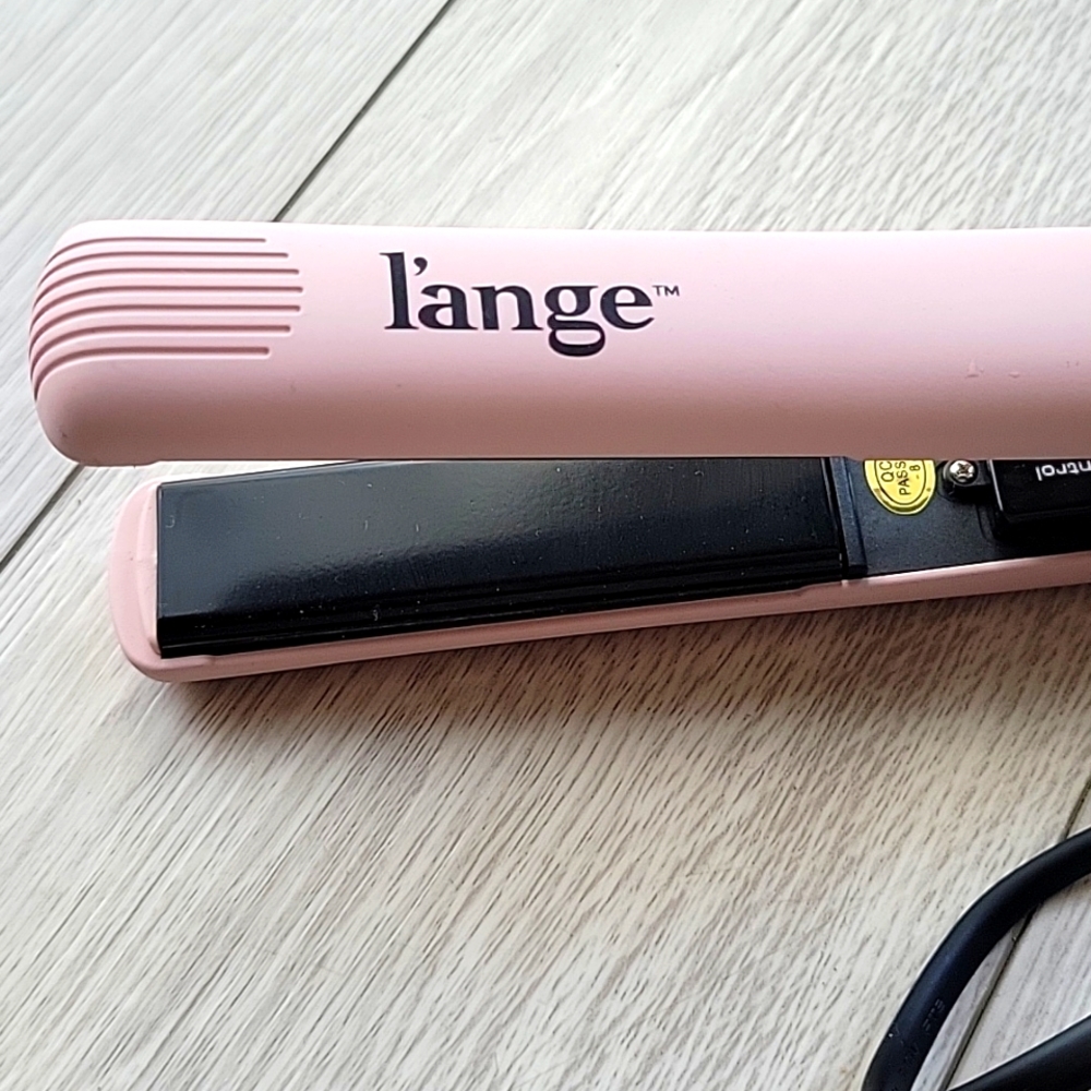 Straightener